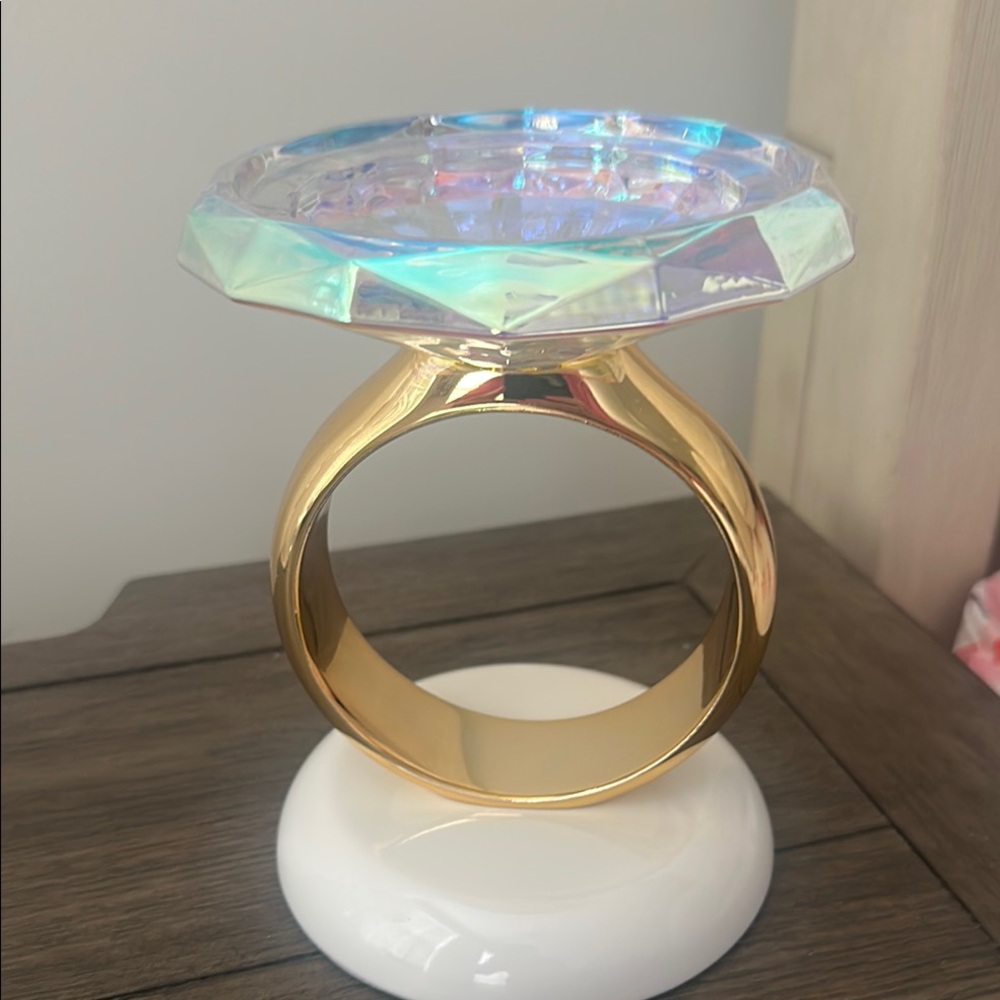 Say YES to the Bath & Body Works Iridescent Gold RING 💍 Candle Holder